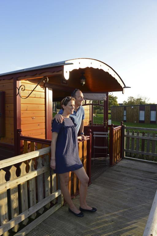 Les Roulottes & Cottages Du Moulin Chenille-Change Room photo